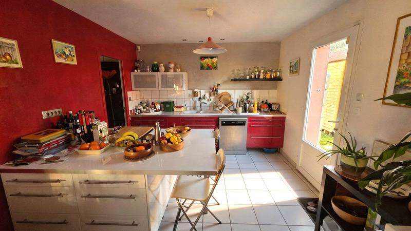 Maison - 105 m² - 6 pièces