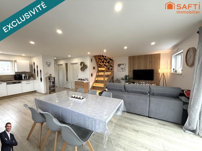 Maison - 105 m² - 4 pièces