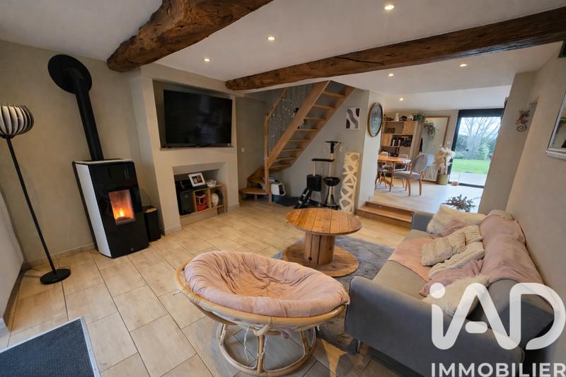 Maison - 95 m² - 5 pièces