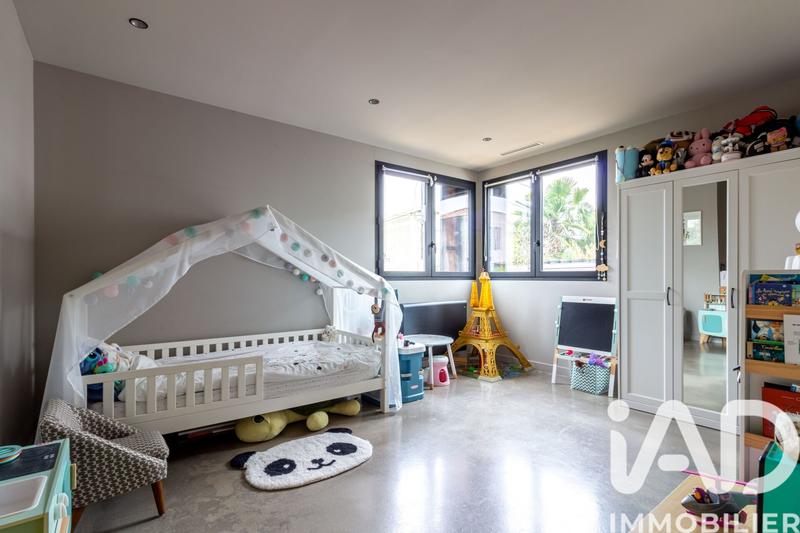 Maison - 160 m² - 6 pièces