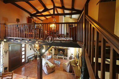 Maison - 190 m² - 6 pièces