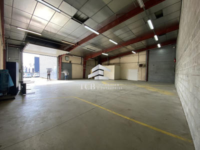 Local d'activités - 564 m²