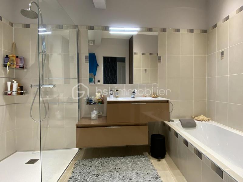 Maison de ville - 150 m² - 5 pièces