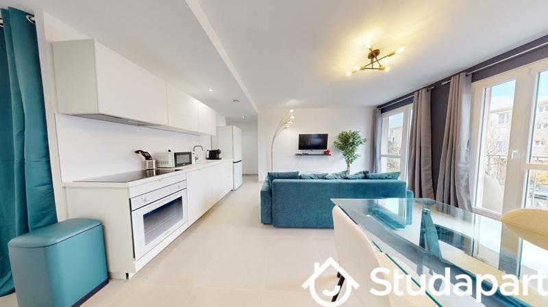 Chambre - 10 m² - 1 pièce