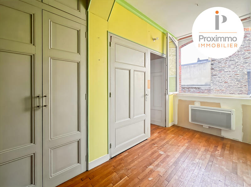 Maison - 148 m² - 8 pièces