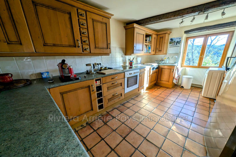 Maison en pierre - 165 m² - 6 pièces