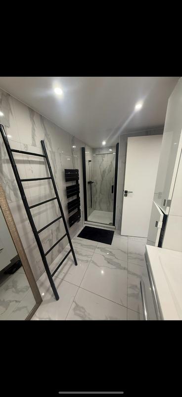 Appartement - 120 m² - 5 pièces