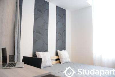 Chambre - 13 m² - 1 pièce