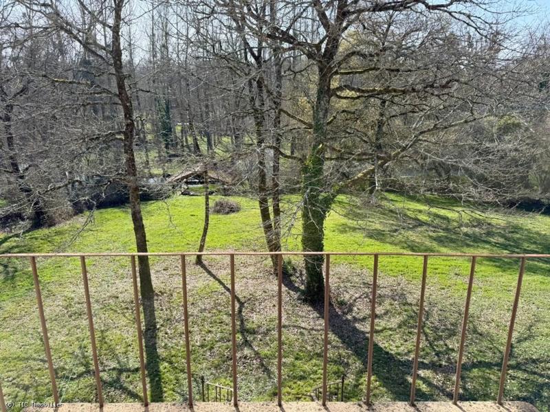 Propriété - 172 m² - 7 pièces