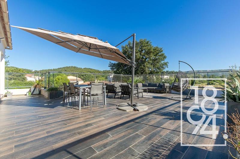 Maison - 165 m² - 4 pièces