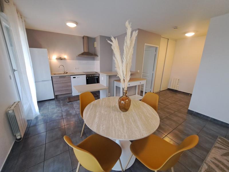 Appartement - 49 m² - 2 pièces