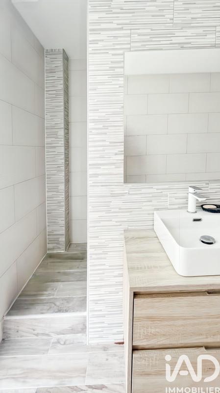 Appartement - 96 m² - 6 pièces