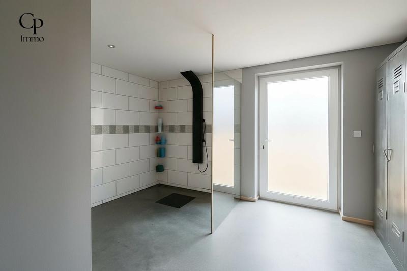 Maison ancienne - 211 m² - 6 pièces