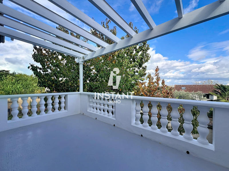 Maison - 158 m² - 7 pièces