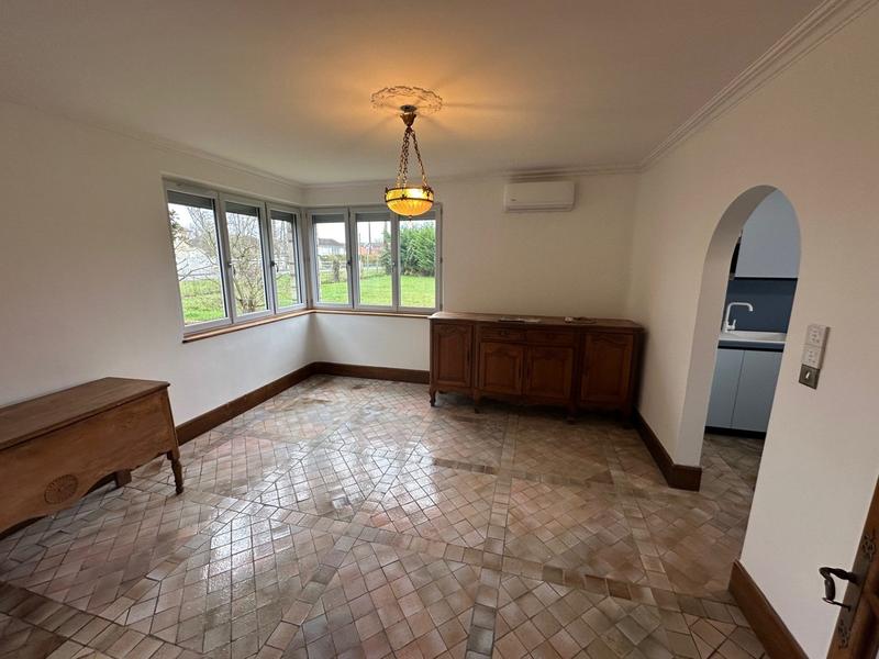 Maison - 165 m² - 8 pièces