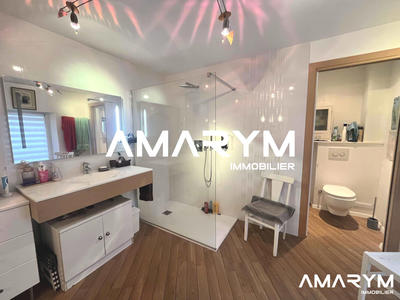 Maison - 224 m² - 6 pièces