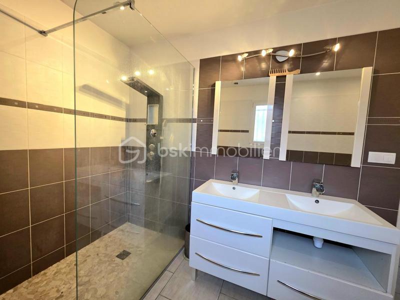 Villa - 143 m² - 5 pièces