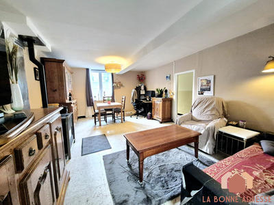 Maison - 94 m² - 4 pièces