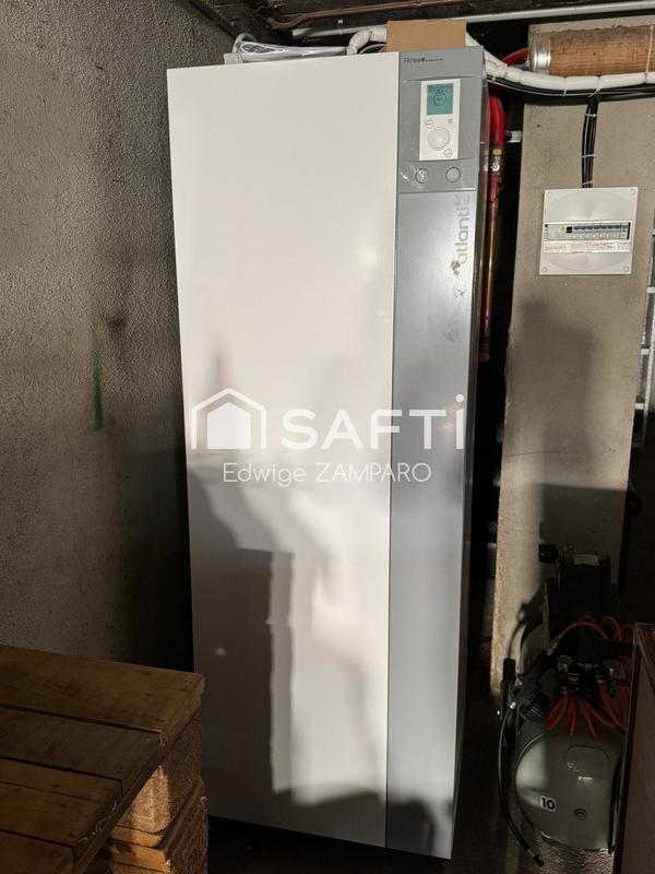 Maison - 168 m² - 7 pièces