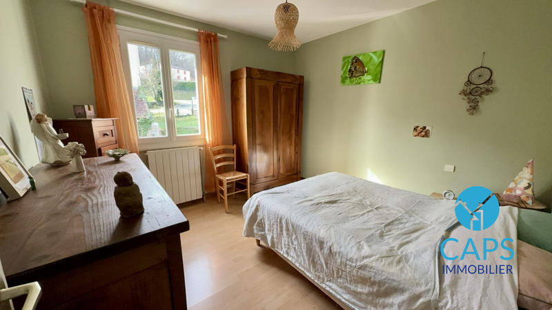 Maison - 176 m² - 8 pièces