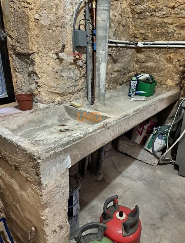 Demeure - 184 m² - 5 pièces