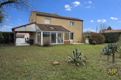 Maison - 115 m² - 5 pièces