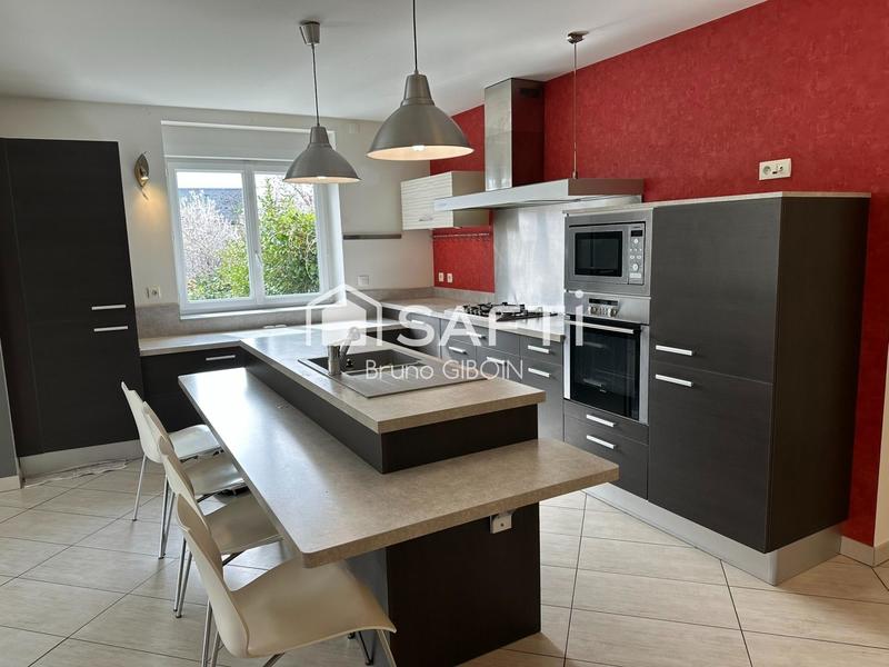 Maison de ville - 208 m² - 6 pièces