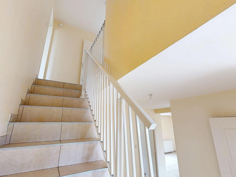 Maison - 110 m² - 6 pièces