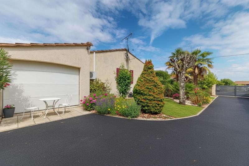 Maison - 93 m² - 5 pièces