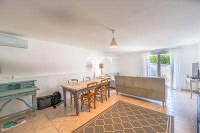 Maison - 111 m² - 4 pièces