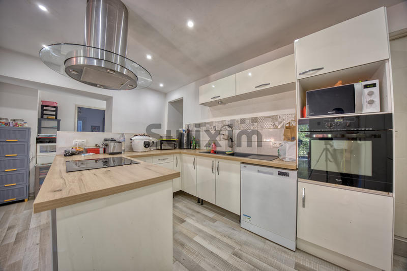 Mas - 115 m² - 5 pièces