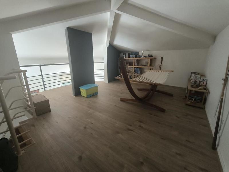 Appartement - 185 m² - 5 pièces