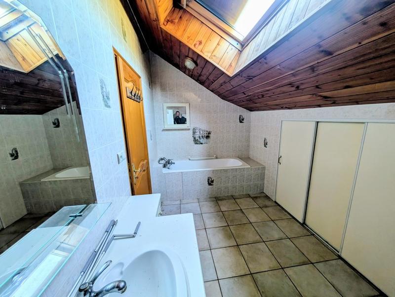 Maison - 153 m² - 5 pièces