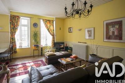 Maison - 234 m² - 11 pièces