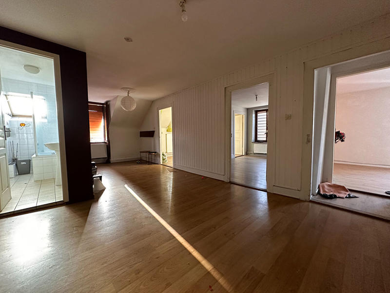 Appartement - 81 m² - 5 pièces