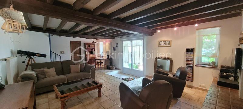 Maison en pierre - 222 m² - 9 pièces