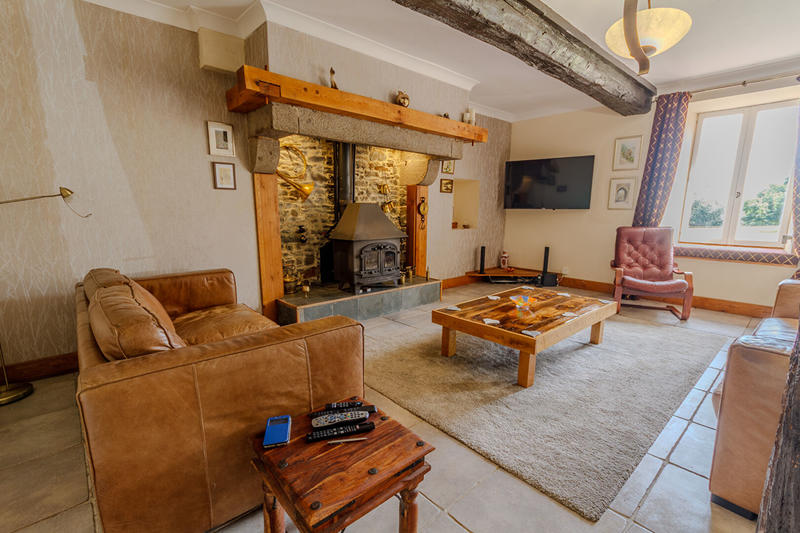 Maison - 321 m² - 12 pièces