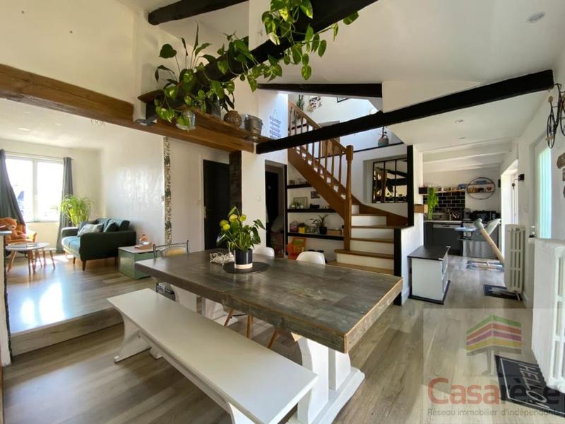 Maison - 155 m² - 7 pièces