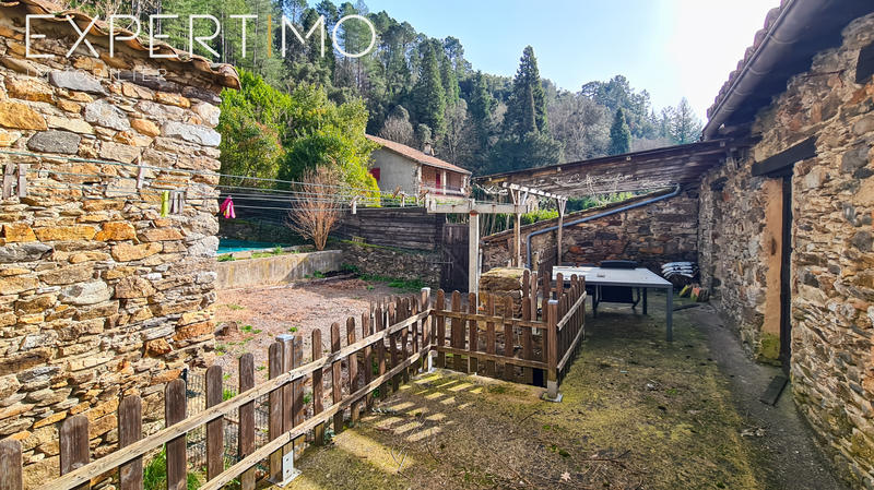 Maison de village - 165 m² - 8 pièces