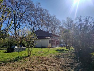 Maison - 121 m² - 6 pièces