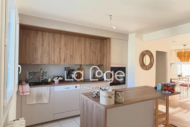 Appartement - 85 m² - 4 pièces