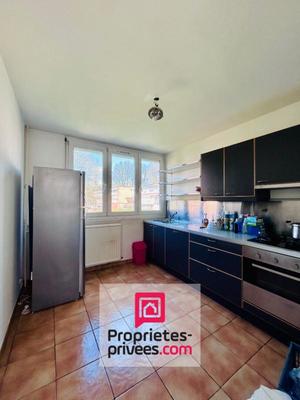 Maison - 93 m² - 6 pièces