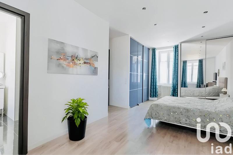 Maison de ville - 197 m² - 8 pièces