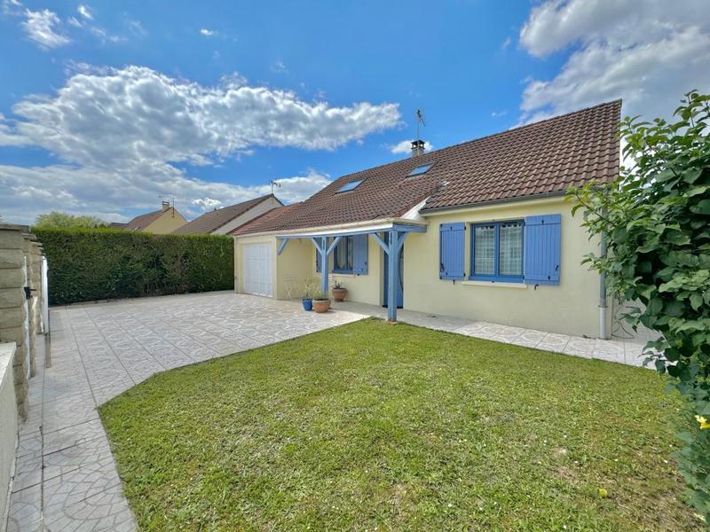 Maison - 105 m² - 5 pièces