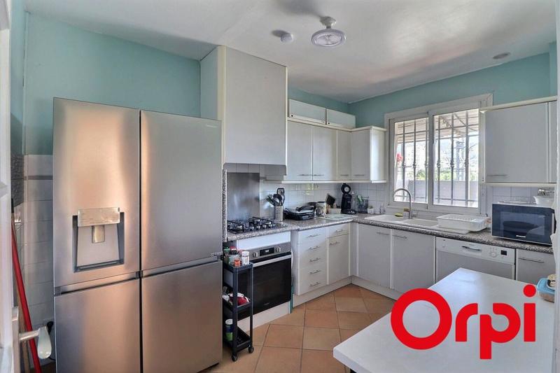 Appartement - 89 m² - 3 pièces