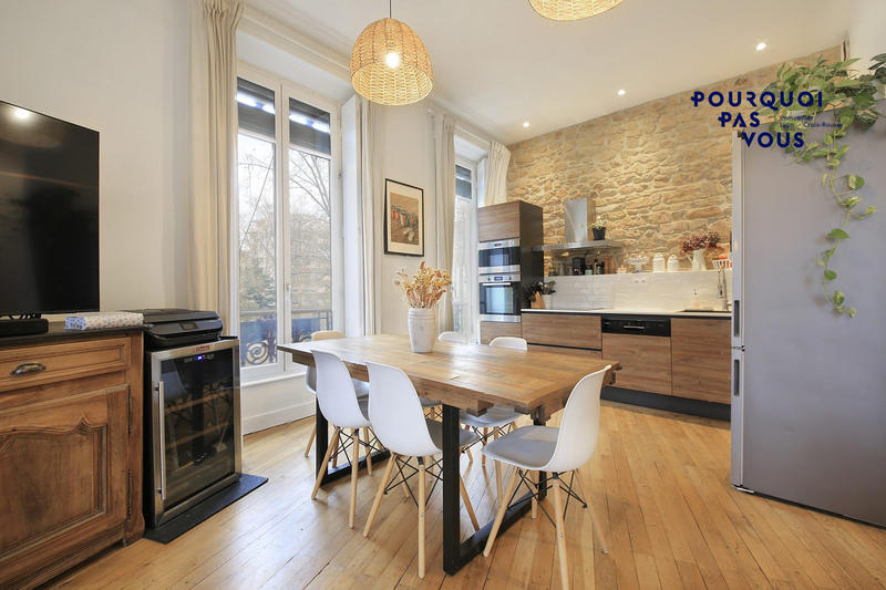 Appartement - 65 m² - 3 pièces