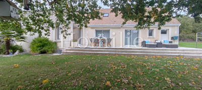 Maison - 140 m² - 7 pièces