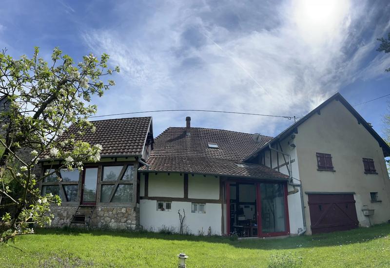 Maison - 147 m² - 6 pièces