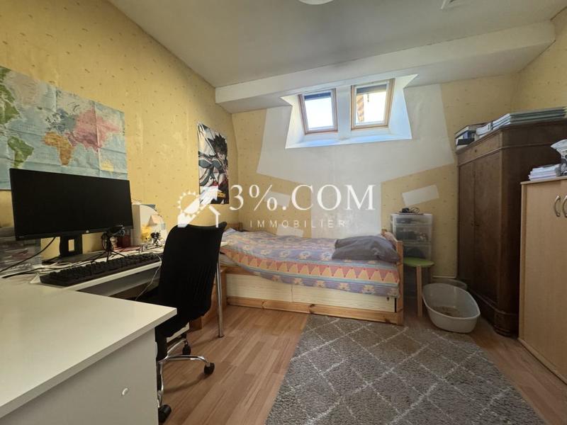 Maison - 111 m² - 5 pièces