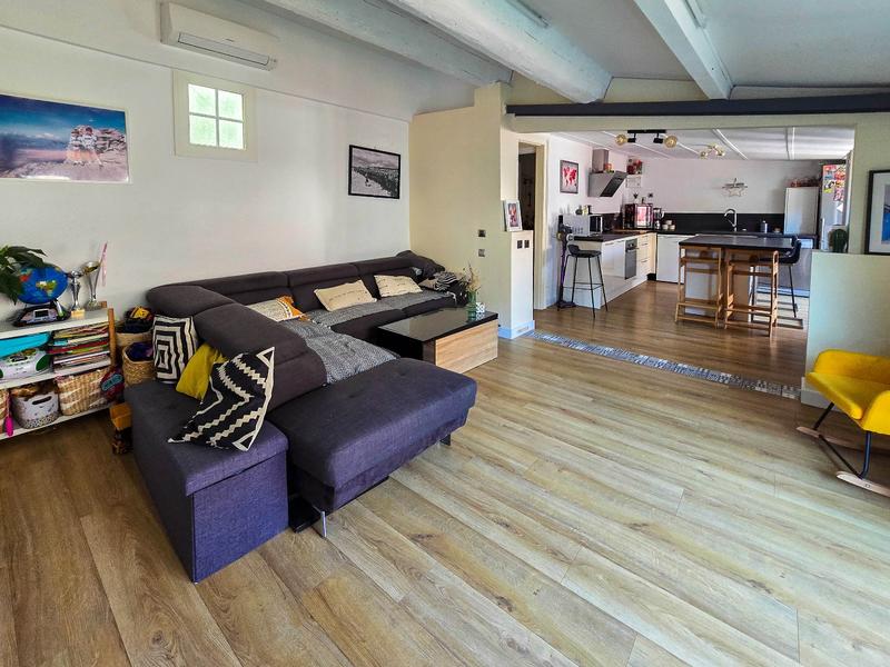 Appartement - 97 m² - 4 pièces